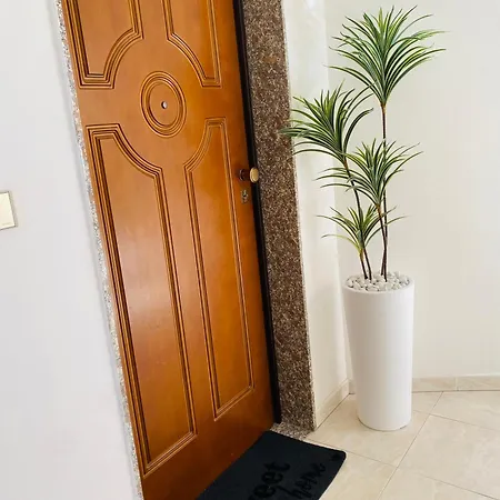 Homesweethome208 *